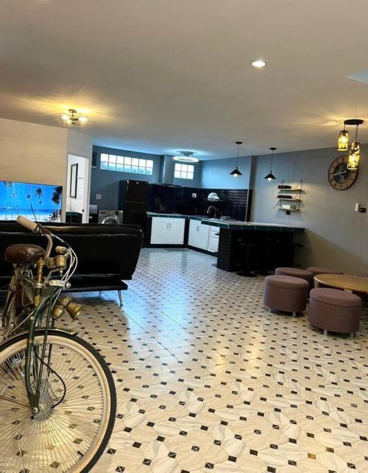 Biệt thự Villa Patong Beach *